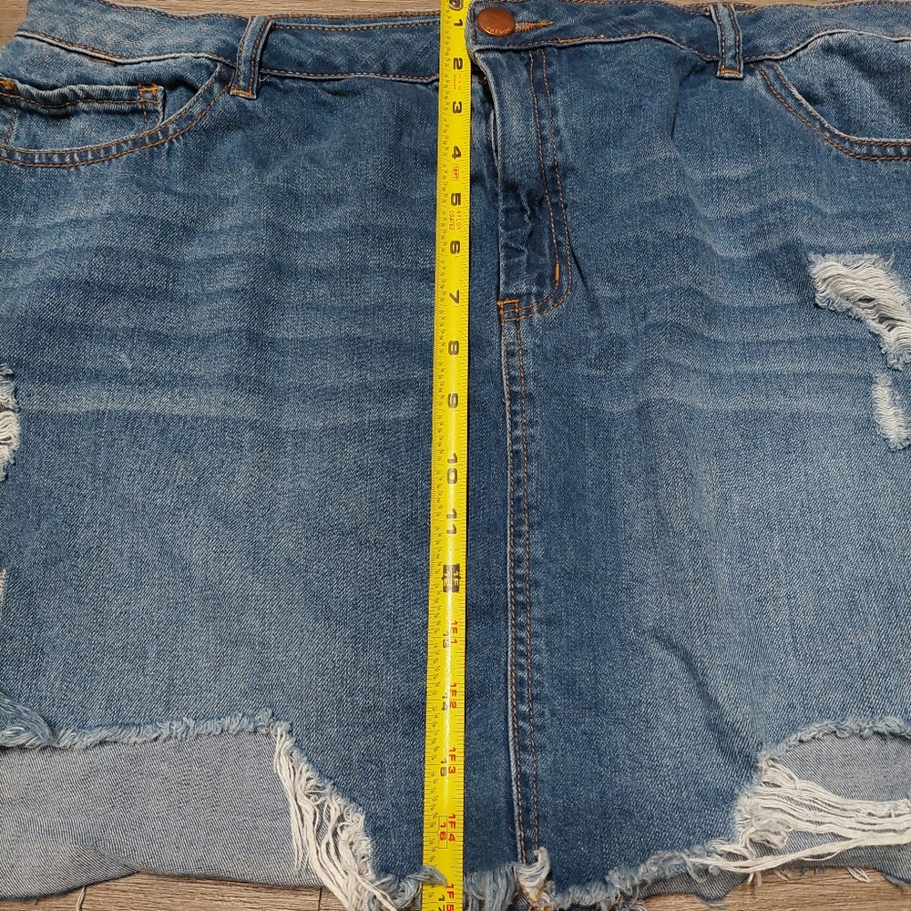 Women Plus Mini Bluejean Distressed Skirt Refuge+ - Picture 6 of 6